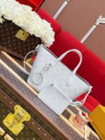 Louis Vuitton Blossom PM Mahina leather 2-way shoulder bag - Image 5