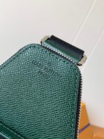 LV AVENUE SLINGBAG 31 IN DARK GREEN TAIGA LEATHER - Image 5