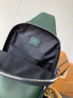 LV AVENUE SLINGBAG 31 IN DARK GREEN TAIGA LEATHER - Image 7