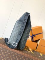 LV AVENUE SLINGBAG 31 IN BLACK MONOGRAM CANVAS WITH BROWN LOGO - Image 2