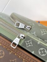 LV AVENUE SLINGBAG 31 IN WHITE AND BLACK OMBRE MONOGRAM CANVAS - Image 8