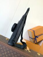 LV DUO CROSSBAG BAG 42 IN BLACK EMBOSSED CALFSKIN - Image 2