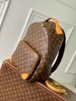 Louis Vuitton Discovery Cargo Backpack in Monogram canvas - Image 6