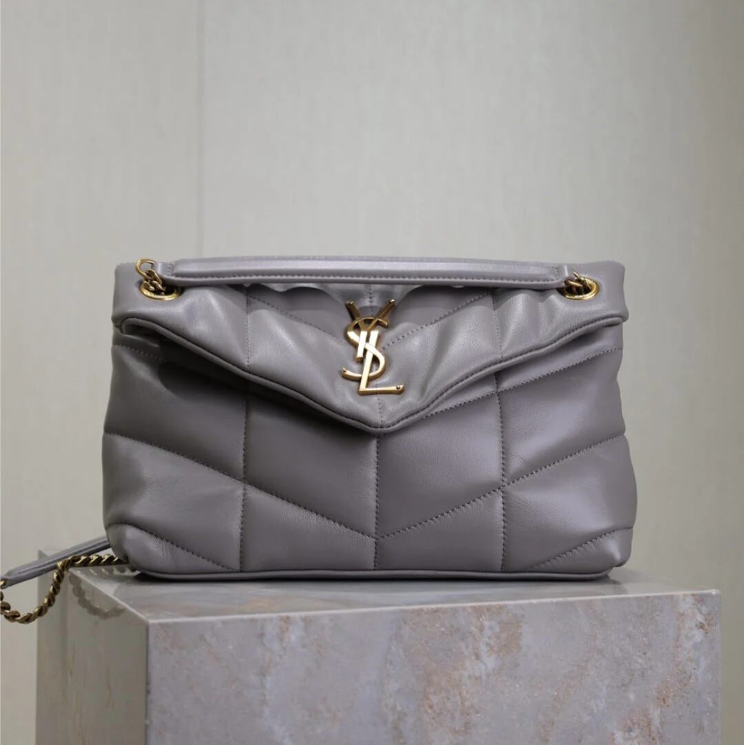 img_9332-1.jpg YSL 25S LOULOU PUFFER MEDIUM 29 IN SMOKY LAVENDER - Image 1