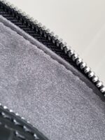 LV ALMA BB BAG 23 IN BLACK GRAIN COWHIDE - Image 5