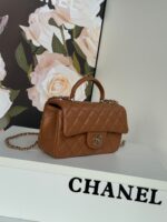 CHANEL FLAP BAG 20 IN BRONZE BROWN LAMBSKIN WITH HANDLE - Image 2