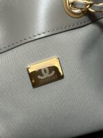 NEW CHANEL 25 HANDBAG 30 IN NATURAL GREY SUEDE GOLD HARDWARE - Image 6
