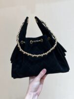 CHANEL 25 HANDBAG 30 IN BLACK SUEDE GOLD HARDWARE - Image 4