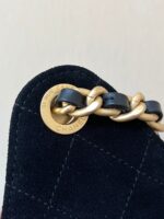 CHANEL 25 HANDBAG 30 IN BLACK SUEDE GOLD HARDWARE - Image 2