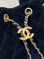 CHANEL 25 HANDBAG 30 IN BLACK SUEDE GOLD HARDWARE - Image 7