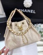 CHANEL 25 HANDBAG IN CREAM SMALL GOLD HARDWARE - Image 3