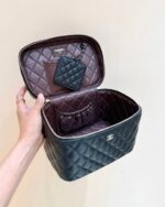 Chanel Quilted Caviar Leather Vanity Case - Image 4