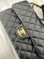Chanel Classic Flap Medium Smooth Leather - Image 5