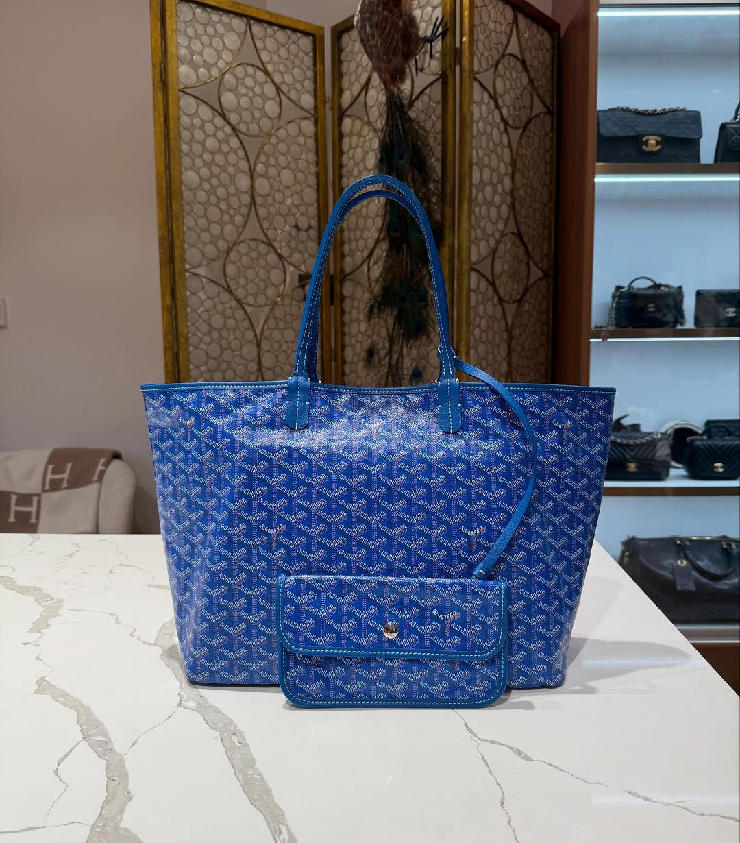 unnamed-14.jpg Goyard Anjou PM Reversible Tote Bag in Blue Goyardine - Image 1