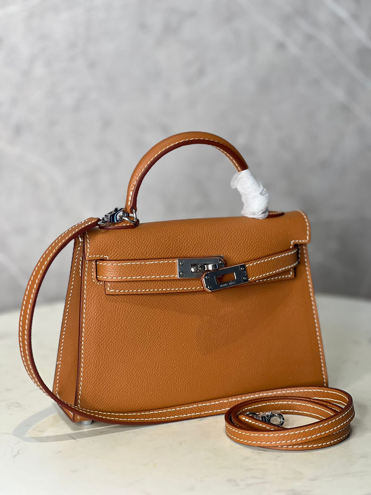 IMG_6001.jpg Hermes Kelly - Image 1