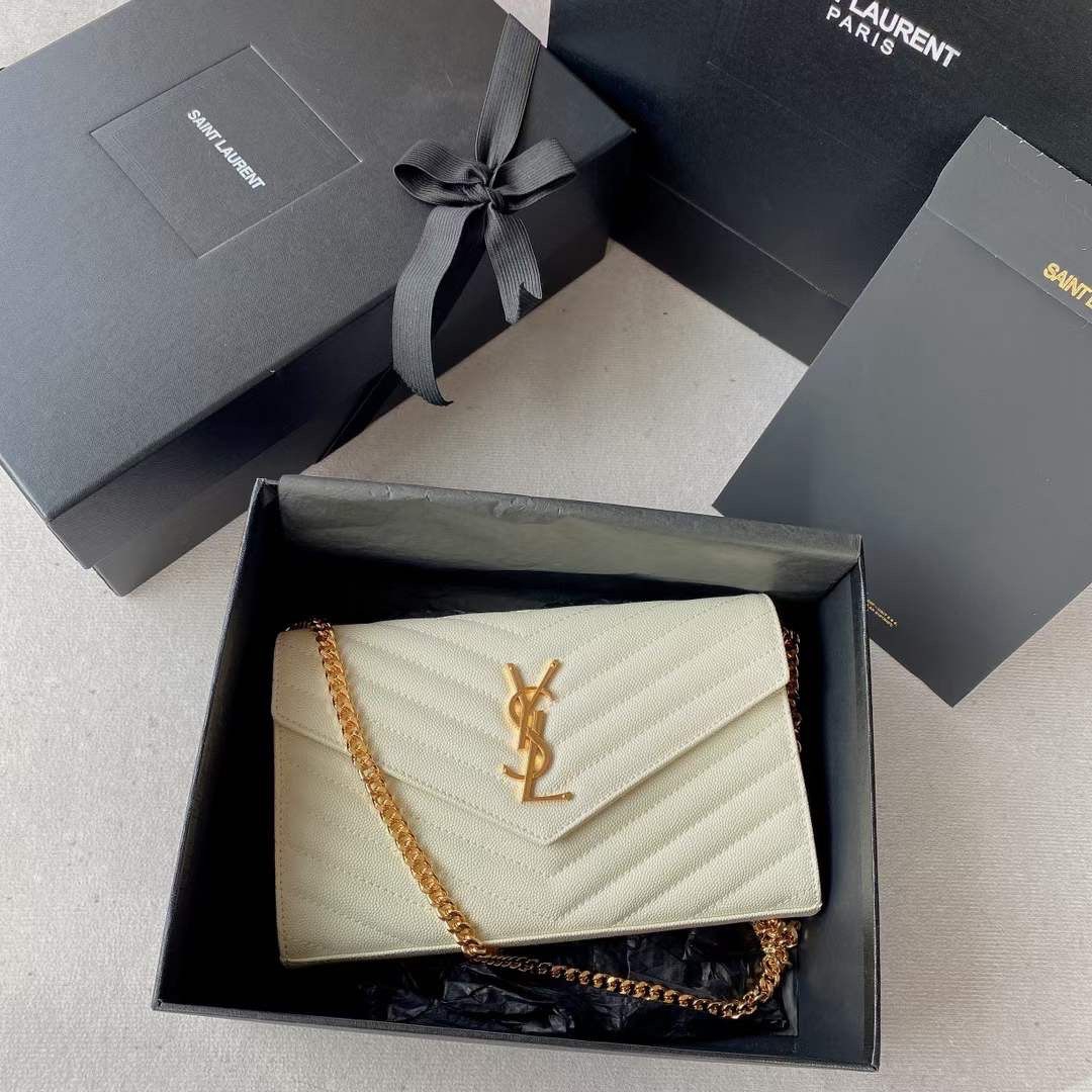 IMG_7365.jpg YSL Envelope Bag - Image 1