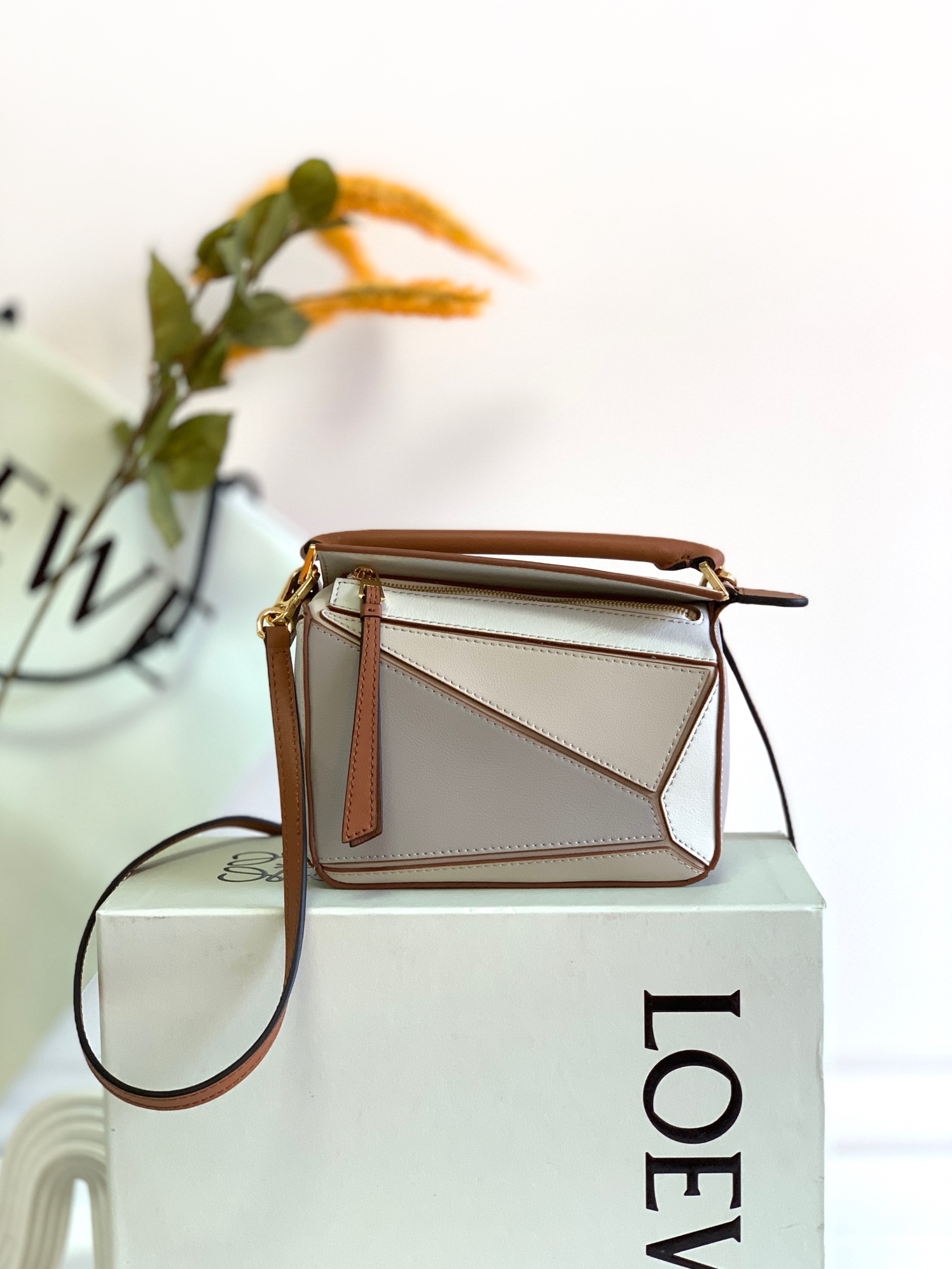 IMG_7391.jpg Loewe Puzzle Small Leather Shoulder Bag - Image 1