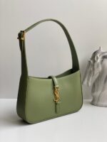 Le 5 À 7 Leather Shoulder Bag - Image 7