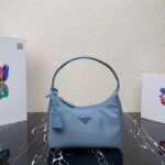 Prada Hobo Nylon Bag Vintage - Image 4