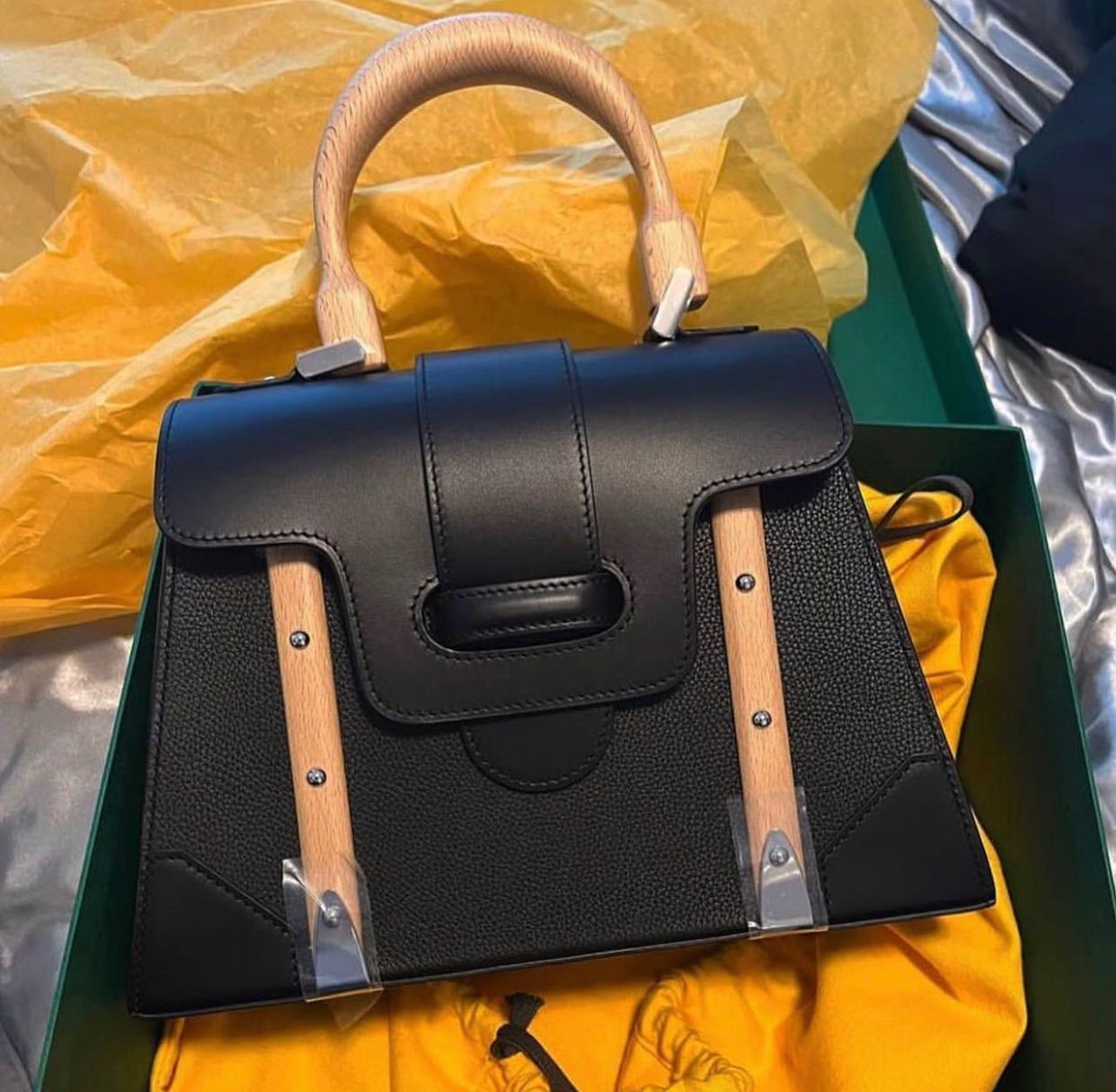 WhatsApp-Image-2023-02-27-at-10.08.25-PM.jpeg Goyard Saigon Top Handle Bag - Image 1